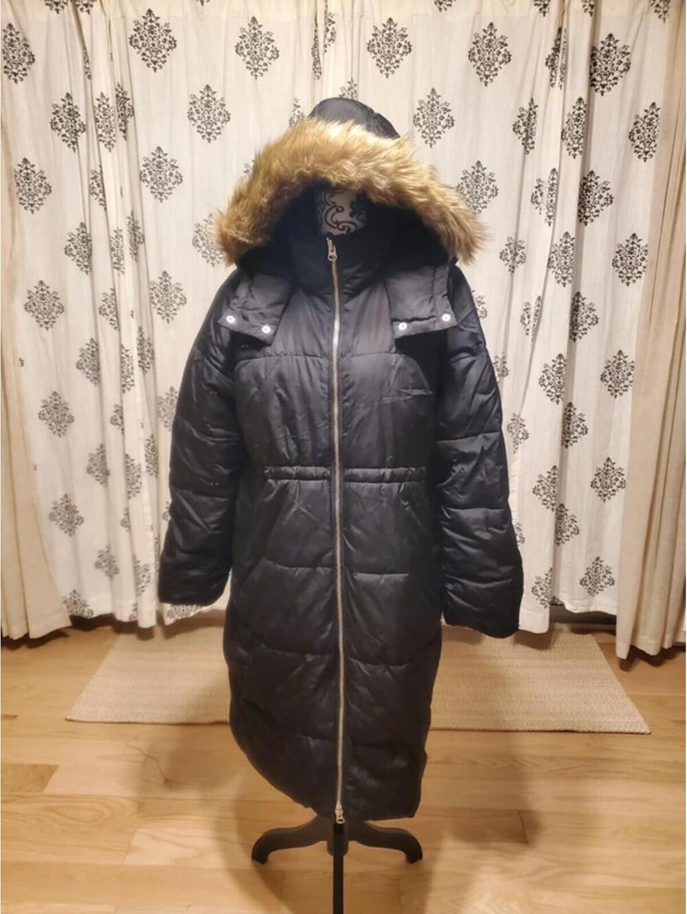 Old Navy Women's Long Winter Maternity Coat